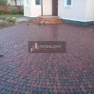 тротуарная плитка во дворе частного дома фотo и цена тротуарная плитка во дворе частного дома фотo и цена