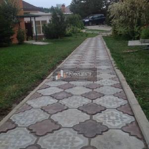 тротуарная плитка во дворе частного дома фотo и цена тротуарная плитка во дворе частного дома фотo и цена