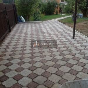 тротуарная плитка во дворе частного дома фотo и цена тротуарная плитка во дворе частного дома фотo и цена