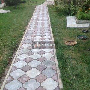 тротуарная плитка во дворе частного дома фотo и цена тротуарная плитка во дворе частного дома фотo и цена