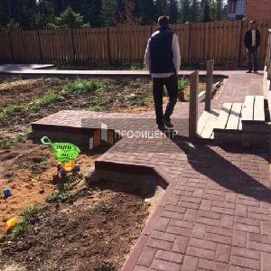 тротуарная плитка во дворе частного дома фотo и цена тротуарная плитка во дворе частного дома фотo и цена