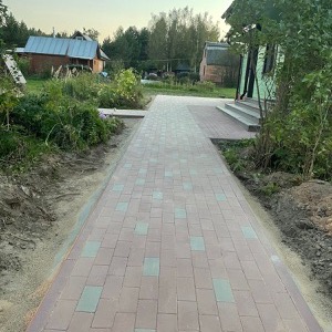 тротуарная плитка во дворе частного дома фотo и цена тротуарная плитка во дворе частного дома фотo и цена