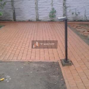 тротуарная плитка во дворе частного дома фотo и цена тротуарная плитка во дворе частного дома фотo и цена